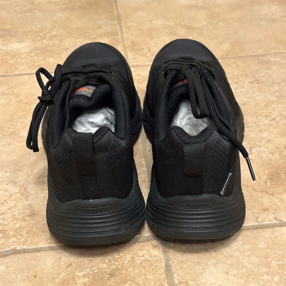 Merrell women’s Work Moab Flight Carbon Flight
Steel Toe Low Top Shoes - Picture 6 of 13